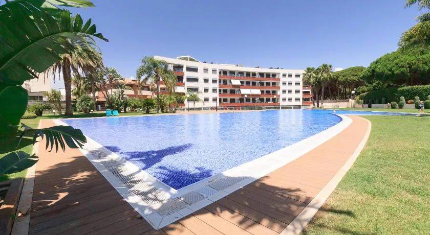 UHC SOL CAMBRILS PARK - Image 1