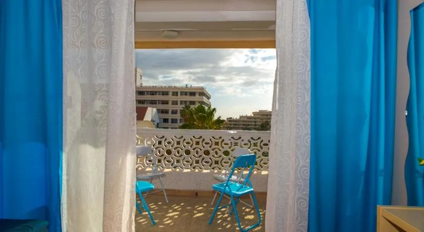 Apartamento Playa Honda - Image 1