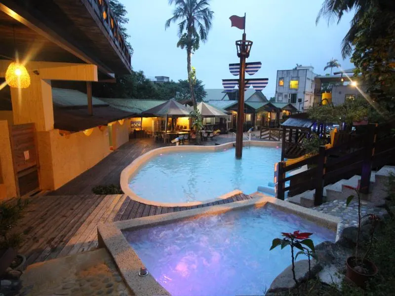Cocos Hot Spring Hotel - Image 1
