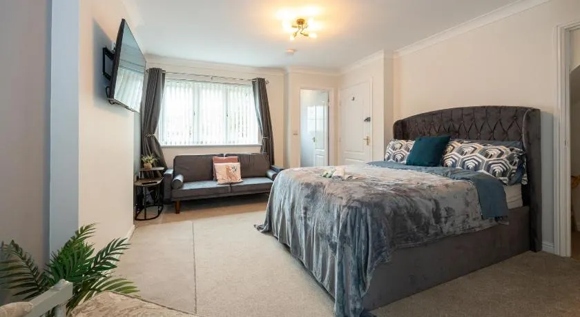 Airstays Apartment - Image 1