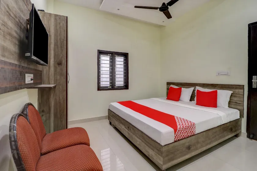 Hotel O Kabir - Image 1