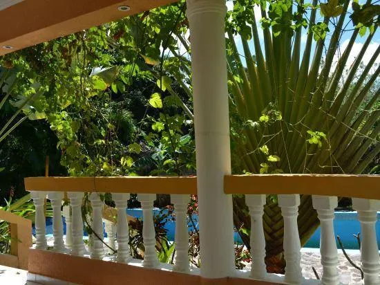 4 Bedroom Villa, Private Pool, Security, Ocean View - Image 1