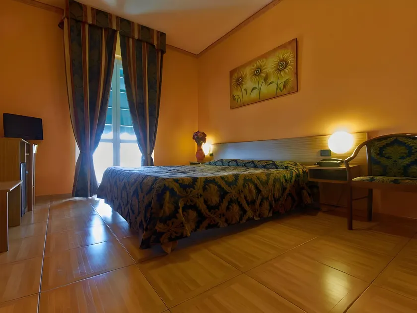 Hotel Rex Milano - Image 1