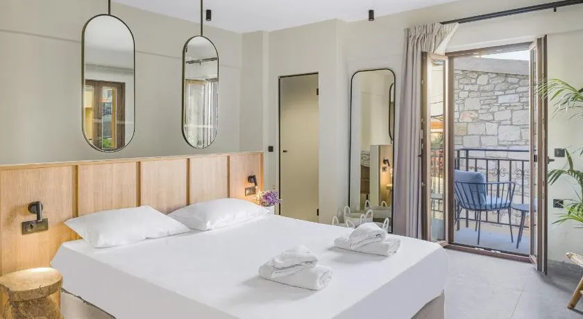 Achatis Suites - Image 1