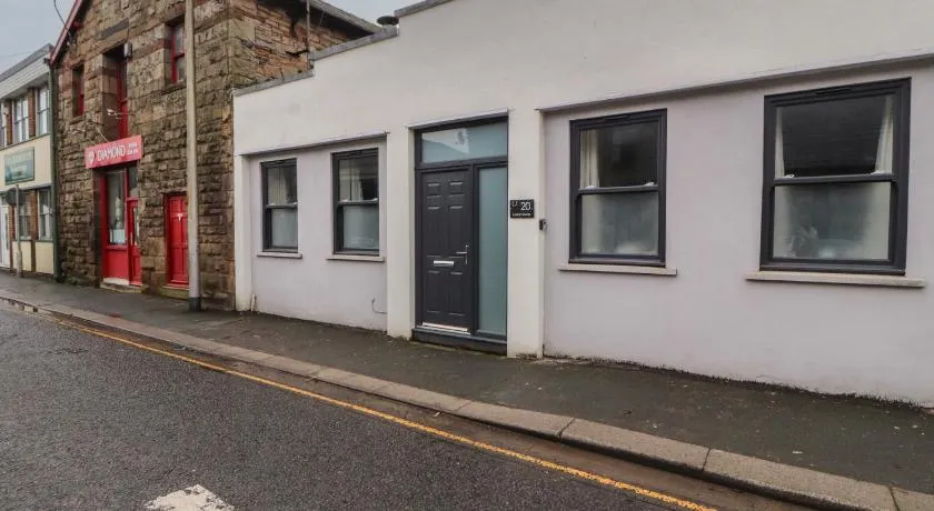 20 Lorton Street - Image 1