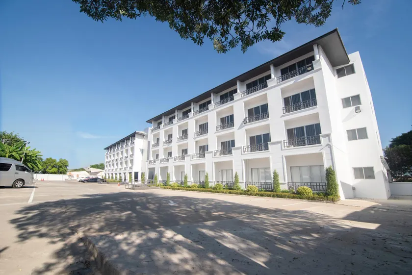 IU Hotel Donmueang Airport - Image 1