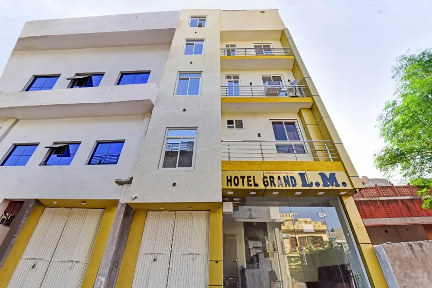 Hotel O Grand L M - Image 1