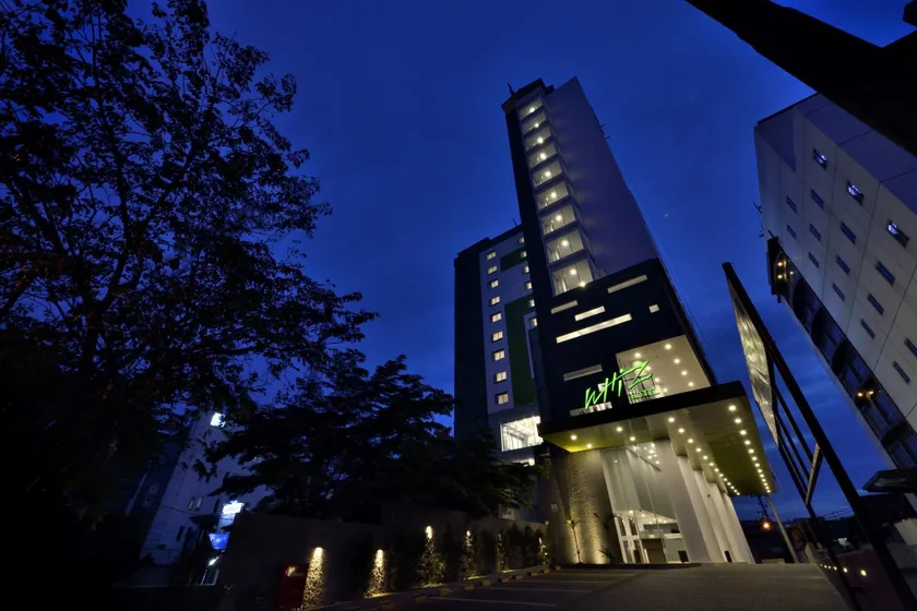 Whiz Prime Hotel Sudirman Pekanbaru - Image 1
