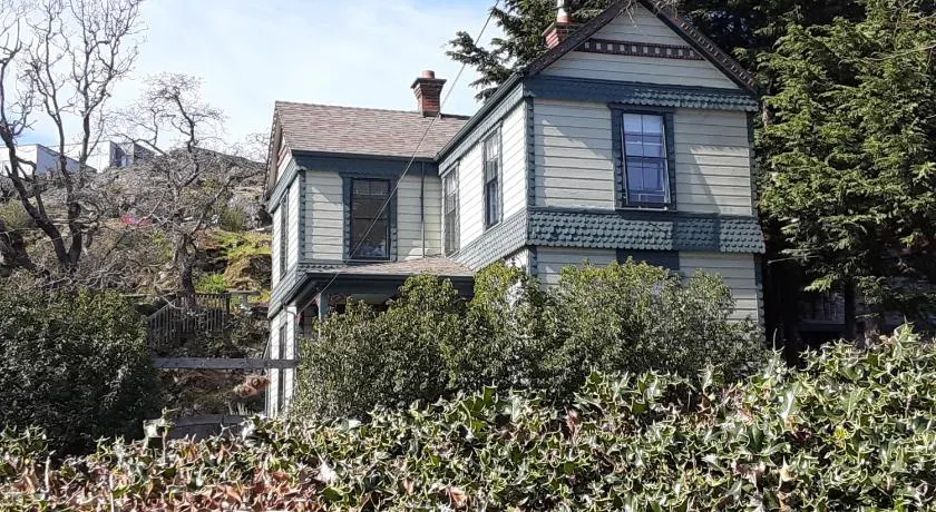 Sea Birds Cottage - Image 1