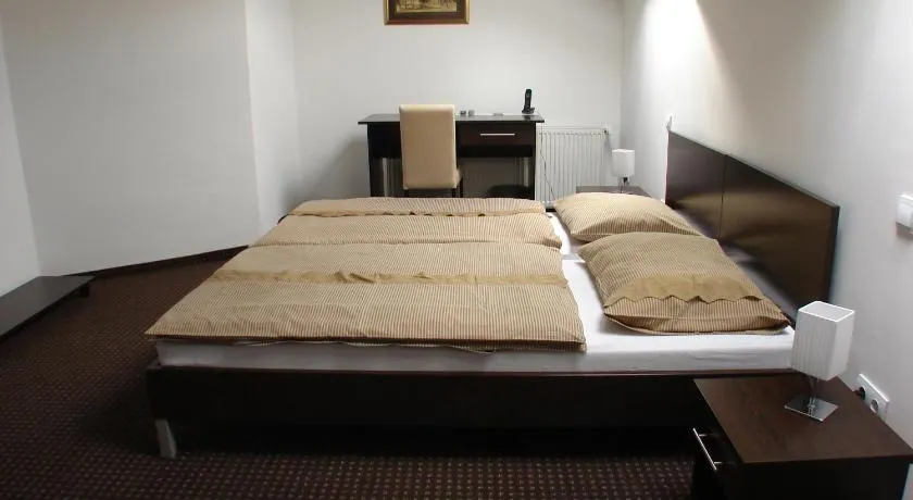 Rooms Levicki - Image 1