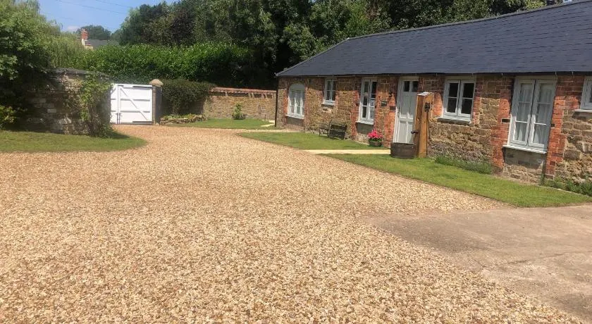Bolton's Cottage - Image 1