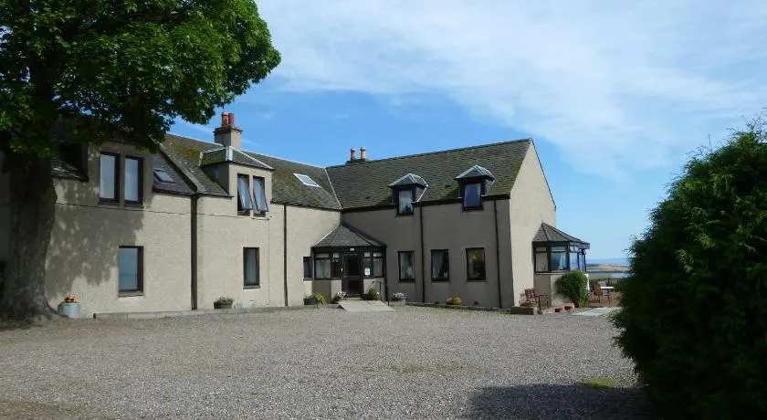 Monturpie Guest House - Image 1