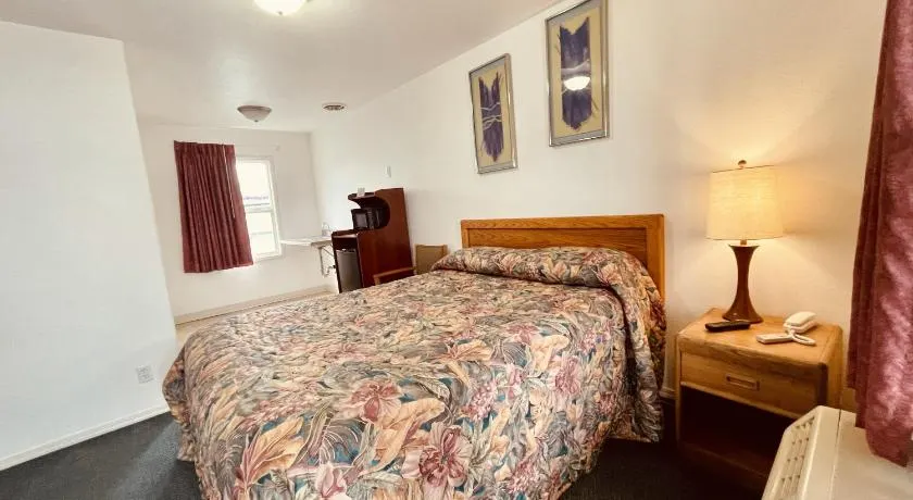 Autzen Inn - Image 1
