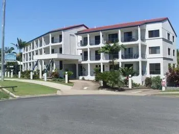 L'Amor Holiday Apartments - Image 1