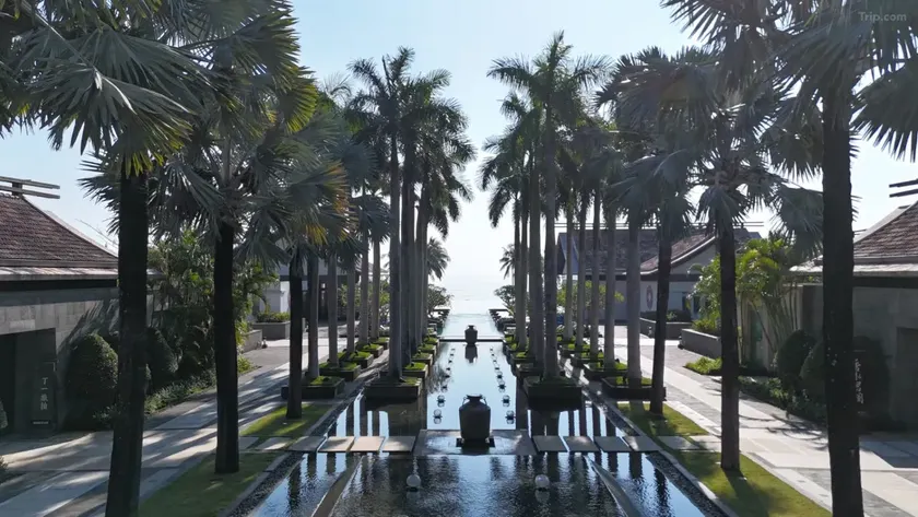 Floral Hotel · Shanhai Courtyard Resort Hotel(LingShui XiangShuiWan) - Image 1