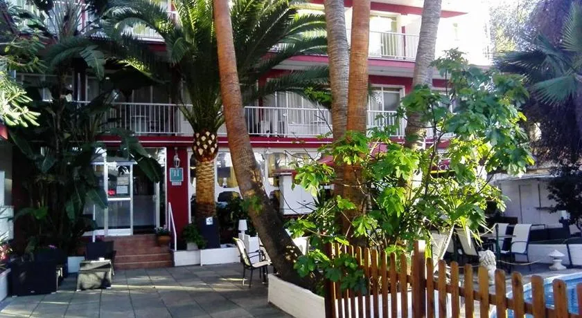 Hostal Alce - Image 1