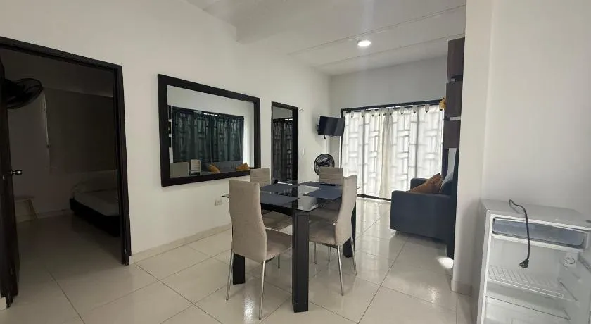 SANTYS HOUSE MELGAR apartamento amoblado 5 Huéspedes - Image 1