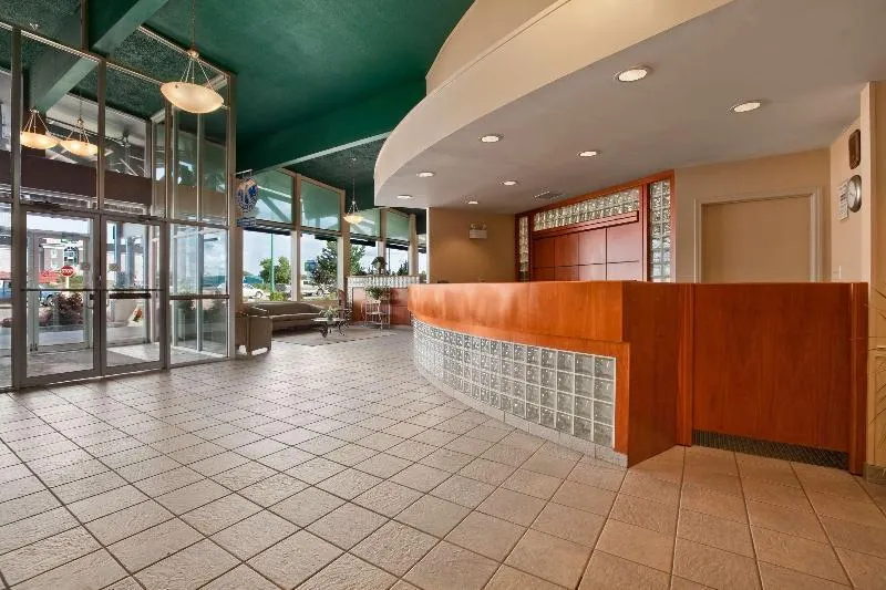 Travelodge by Wyndham Prince Albert - Image 1