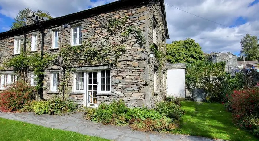 2 Bridge Syke, Elterwater - Image 1