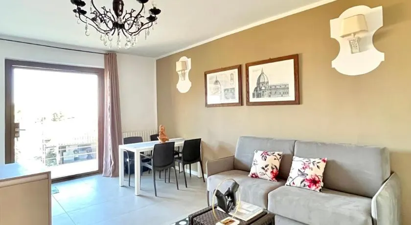 Panoramic Apartment - Image 1