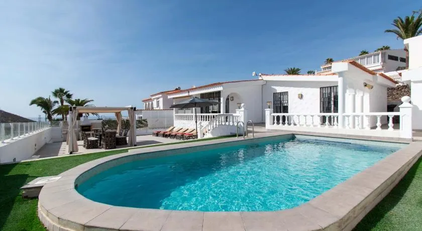 Villa Chayofa - Image 1