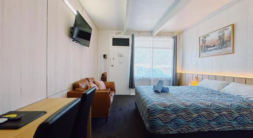 Seymour Motel - Image 1