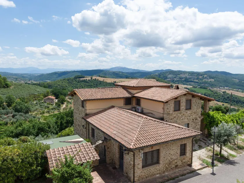 Opulent Holiday Home in Collazzone with Swimming Pool - Image 1