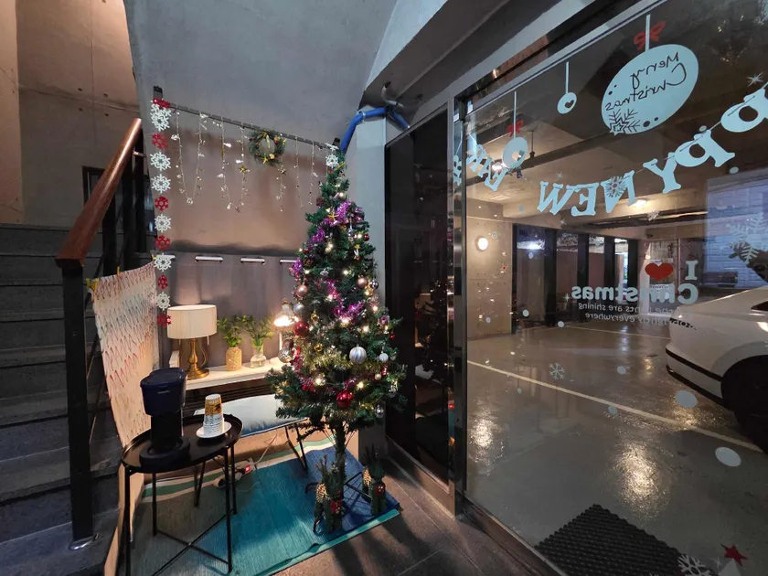 Geojedo Okpo Jinwoo Prestige Hotel - Image 1