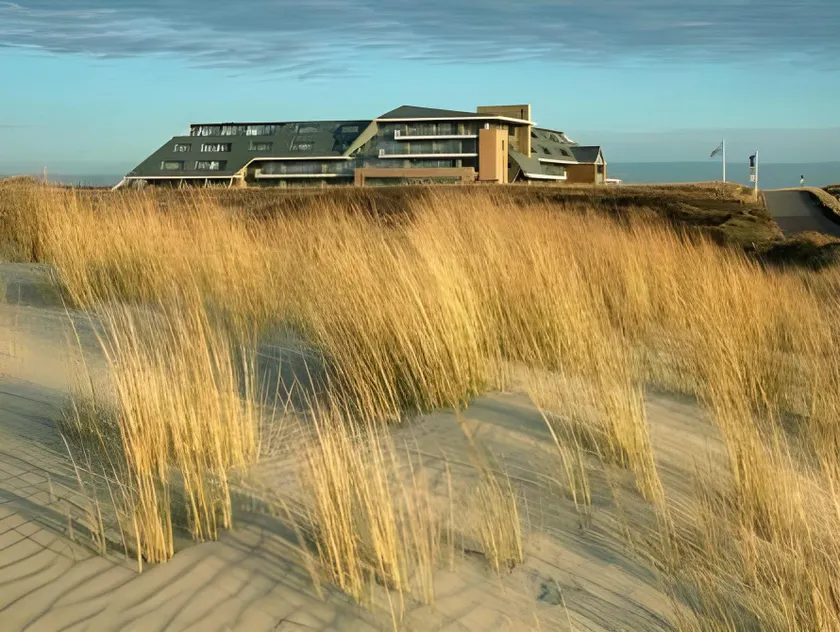 Paal 8 Hotel aan Zee - Image 1