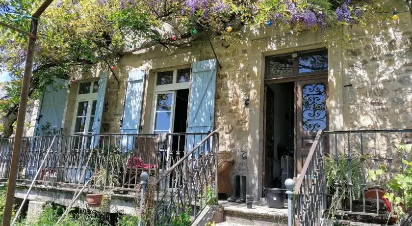 Le Temps Serein Chambres et Tables d'Hote - Image 1