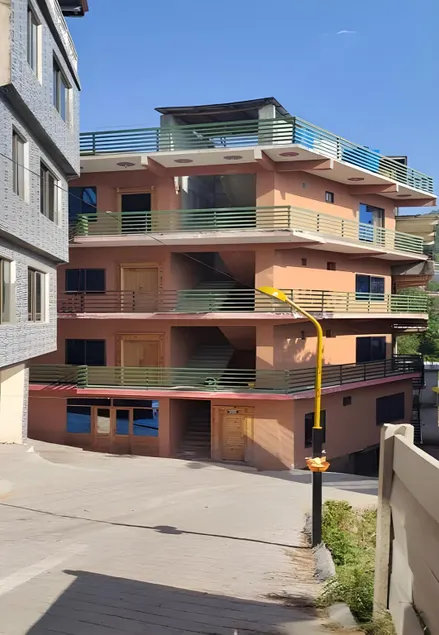 Zujaja Guest House - Image 1