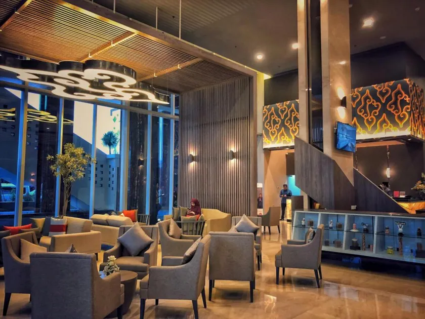 Patra Cirebon Hotel & Convention - Image 1