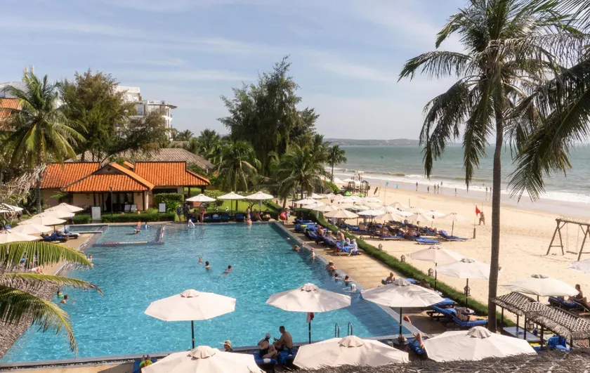 Seahorse Resort & Spa - Image 1