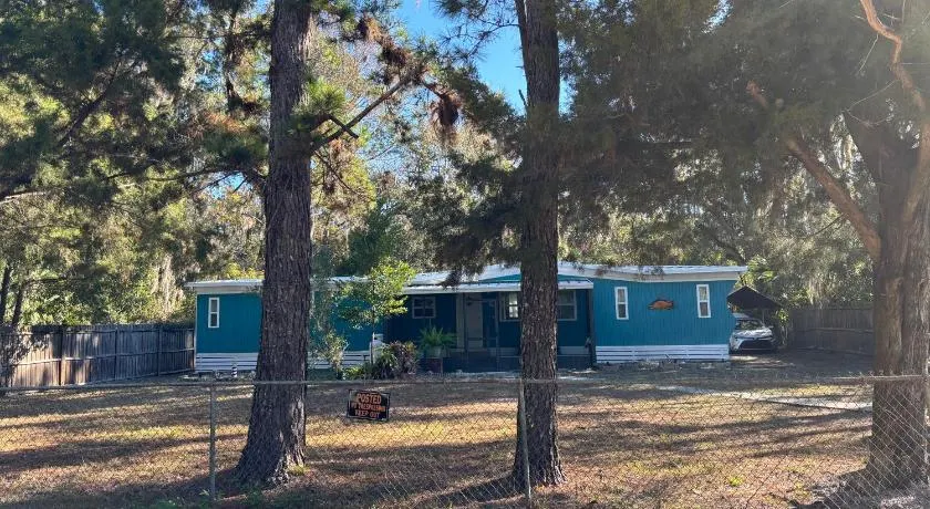 Prime Crystal River location! - Image 1