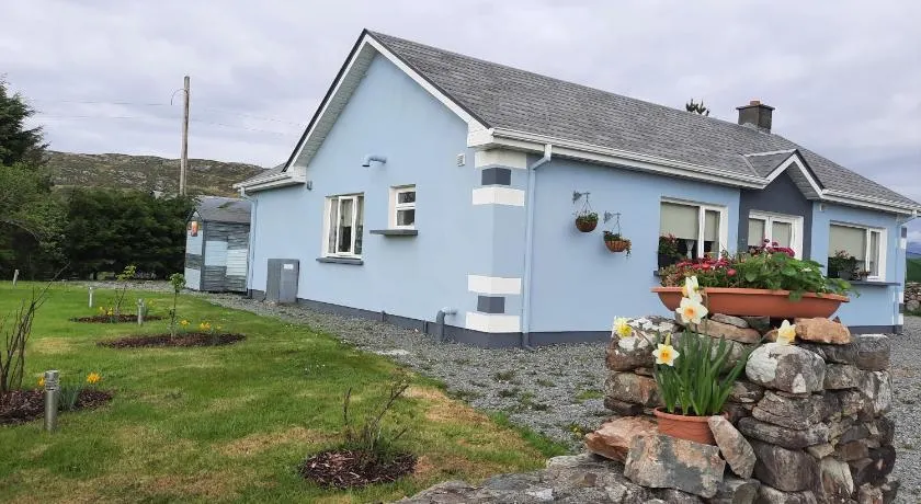 Clifden Wildflower Cottage - Clifden Countryside Lettings - Image 1