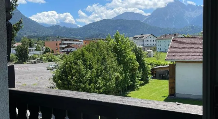 Giulias Budget Haus - Image 1