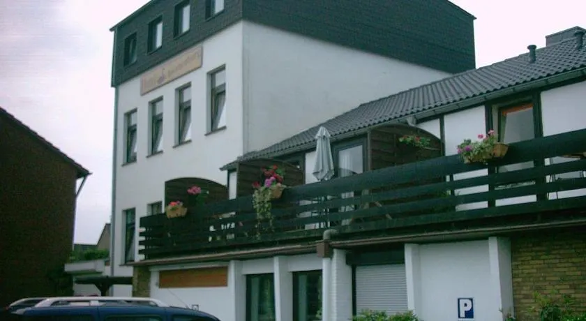 Hotel Schwanenburg - Image 1