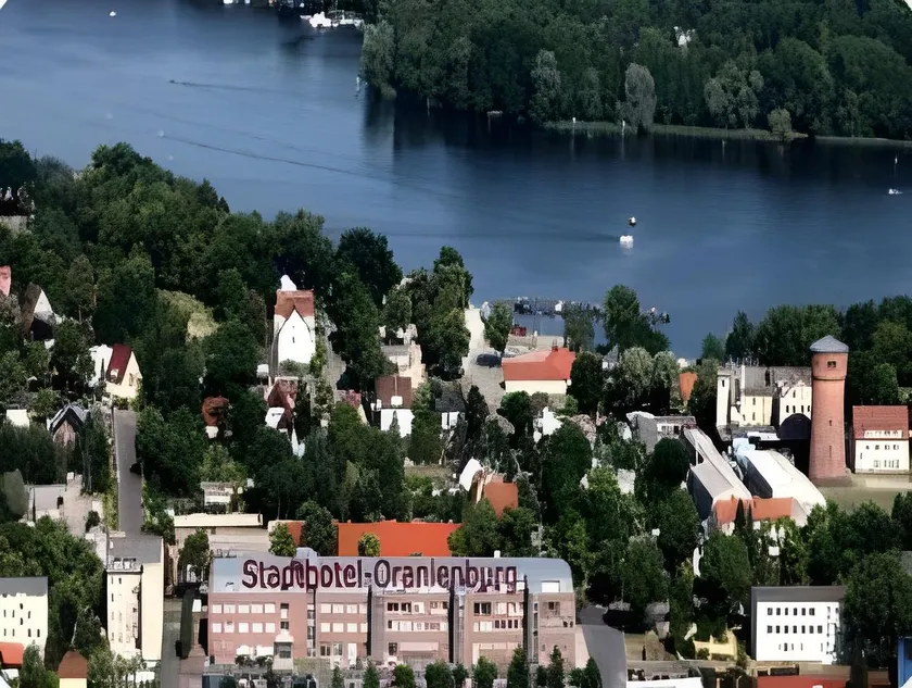 Stadthotel Oranienburg - Image 1