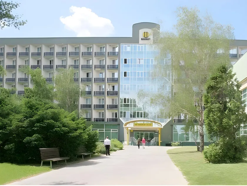 Hotel Modena - Image 1