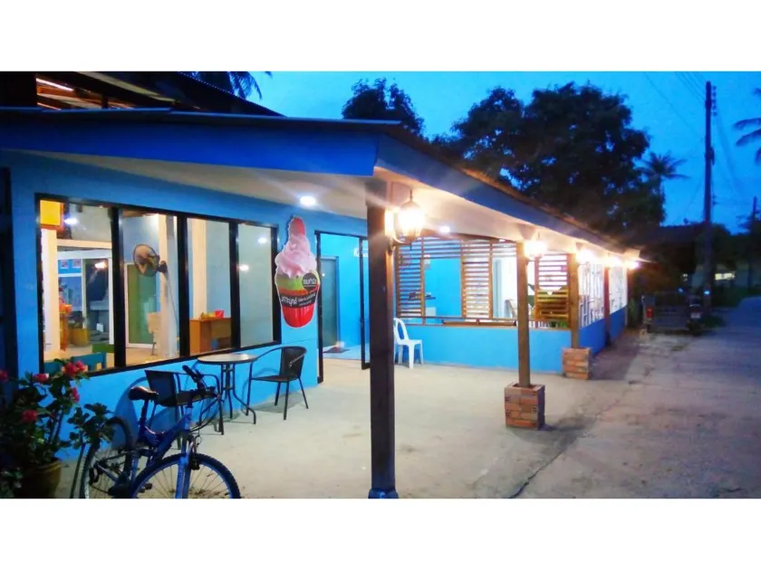 Koh Mook Bungalows - Image 1
