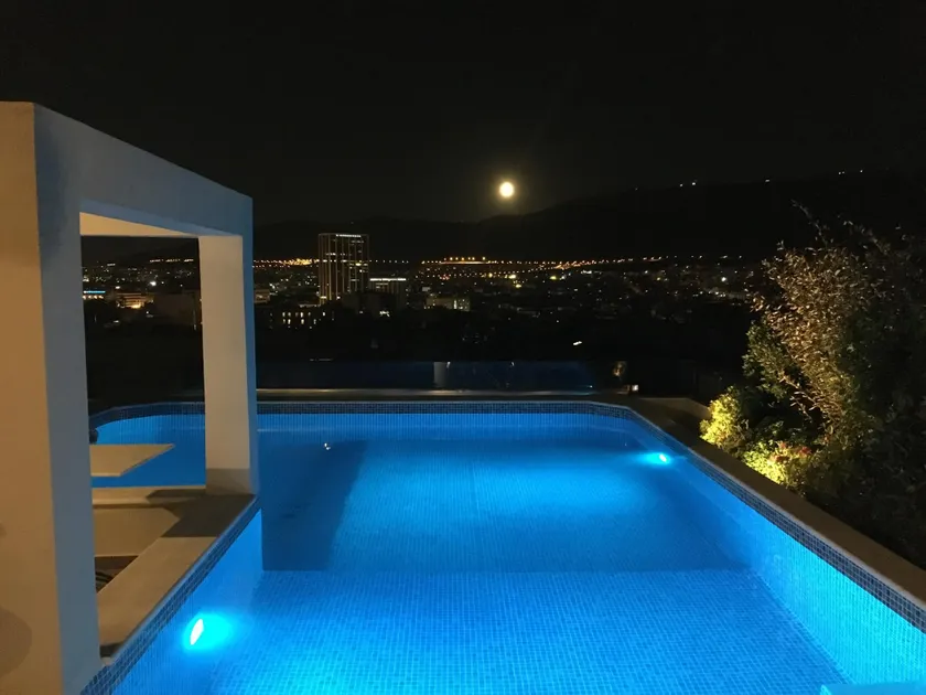 Athènes Lycabettus Hill Penthouse, panorama jardin sur le toit privé et piscine - Image 1