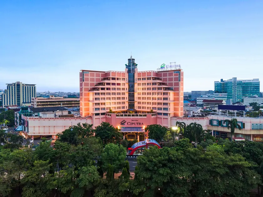 Hotel Ciputra Semarang - Image 1