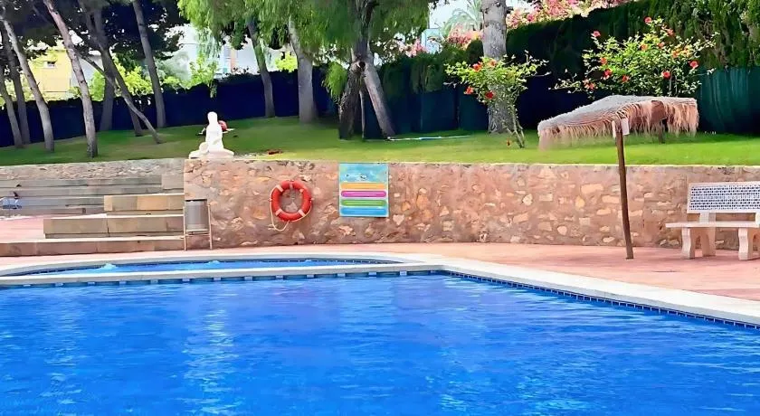 Cosy flat 500 m from the beach with swimming pools and tennis court - Image 1