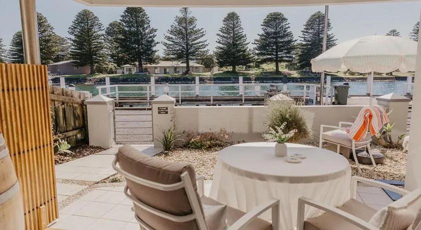 The Waterfront Apartment - Image 1