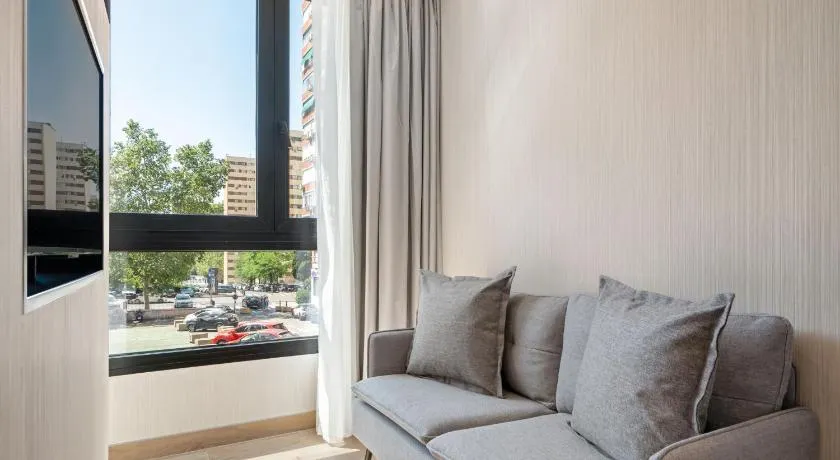 Dobo Madrid Betanzos - Image 1