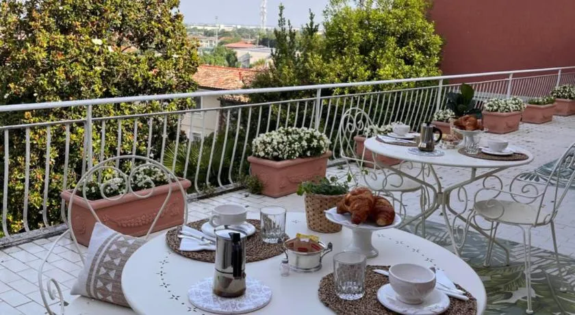 Villa House and Garden B&B - Image 1