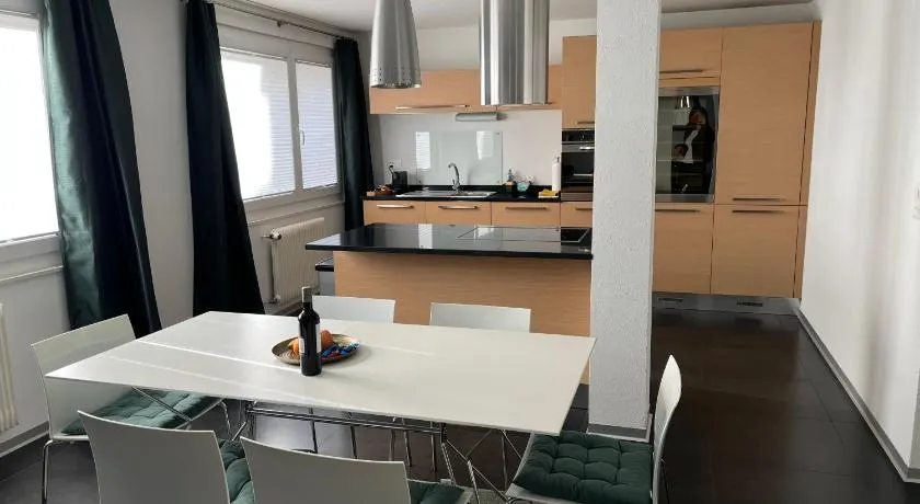 Appartement Tourbillon centre-ville - Image 1