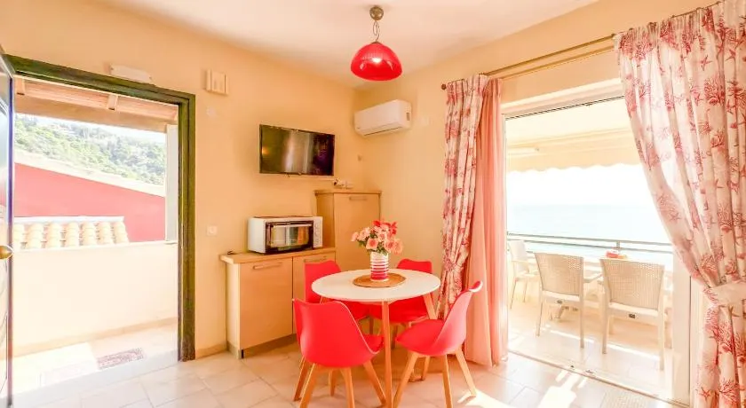 Elias 108 - Blue Glyfada Private Home - Image 1