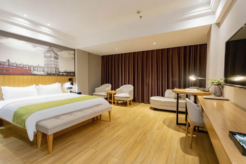 Elf International Hotel (Yulin Rongxian South Bus Station Branch) - Image 1