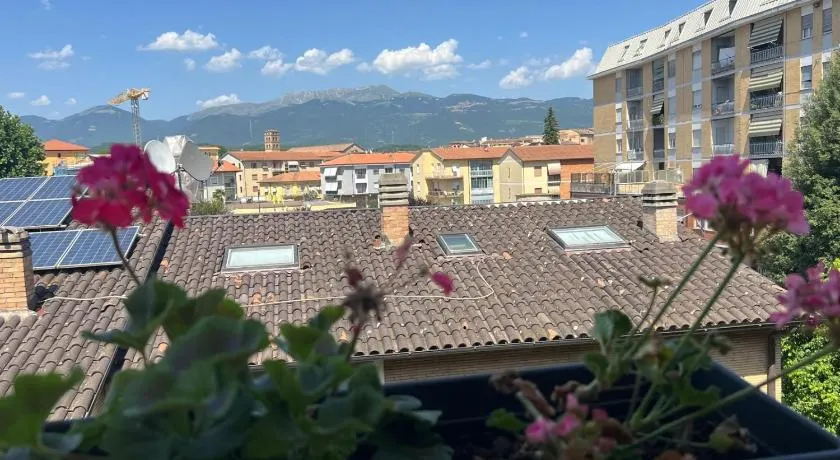 Clarissa Guest House Via Verani 18 - Image 1